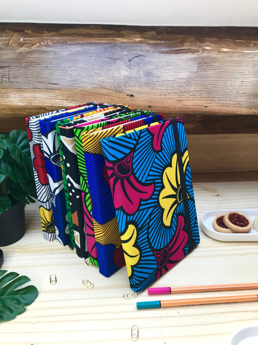 Grand ou petit carnet ? Trouve celui qui te convient ! ✨📖